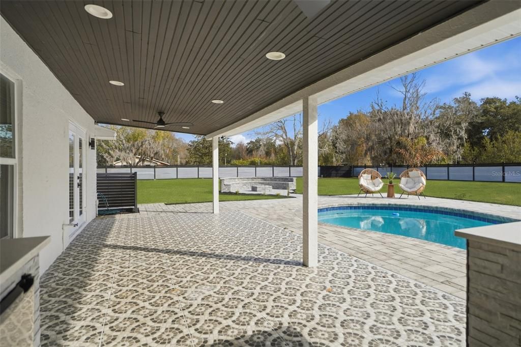 En Venta: $884,900 (4 camas, 3 baños, 2402 Pies cuadrados)