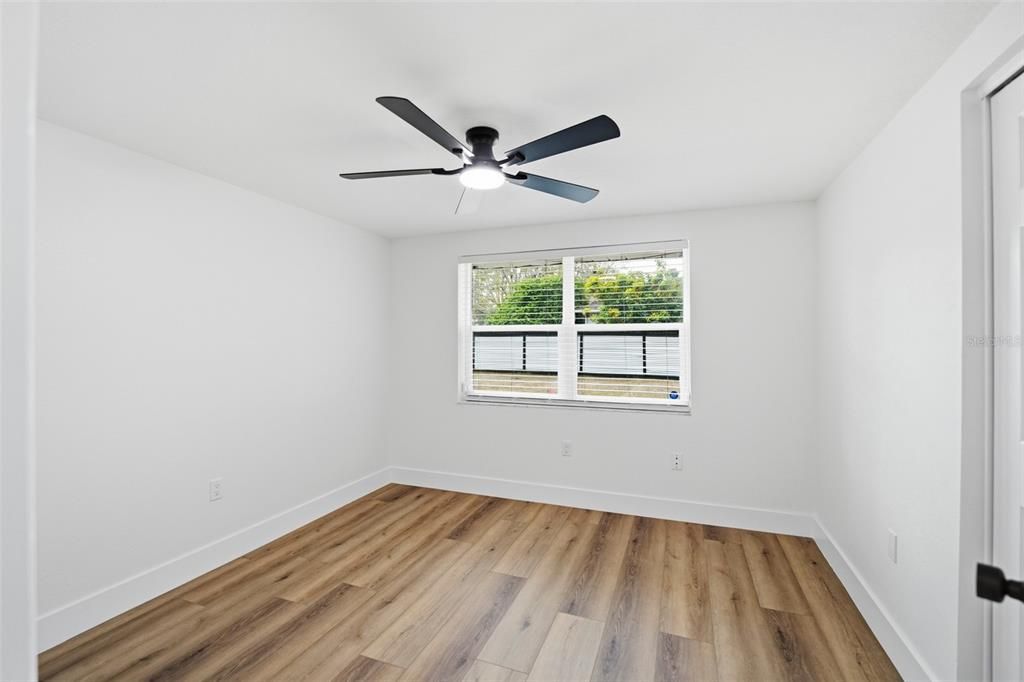 En Venta: $884,900 (4 camas, 3 baños, 2402 Pies cuadrados)