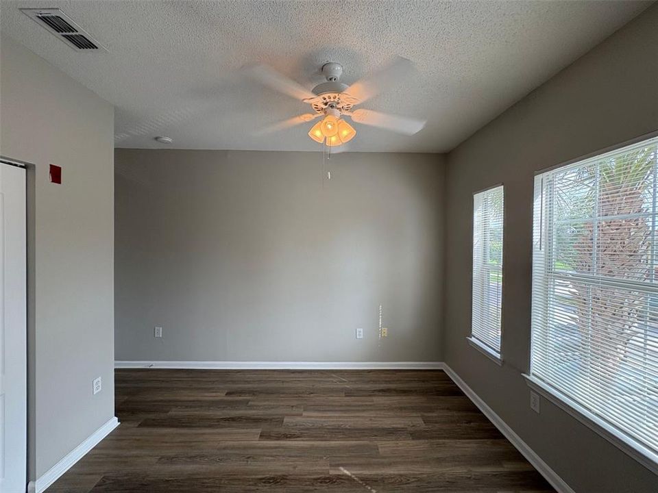 В аренду: $1,995 (2 спален, 2 ванн, 1217 Квадратных фут)