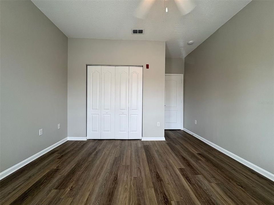 В аренду: $1,995 (2 спален, 2 ванн, 1217 Квадратных фут)