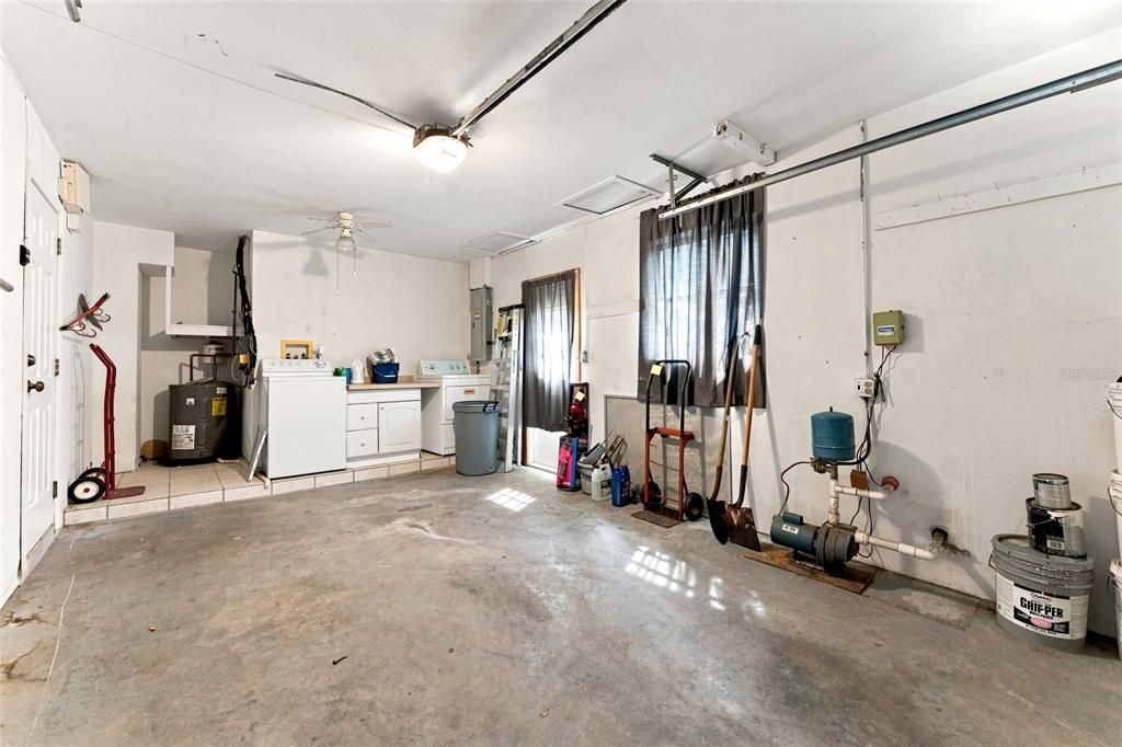 На продажу: $399,000 (3 спален, 2 ванн, 1335 Квадратных фут)