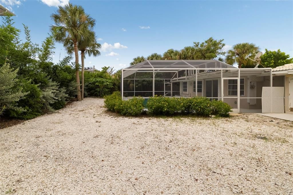 En Venta: $2,300,000 (4 camas, 3 baños, 2578 Pies cuadrados)