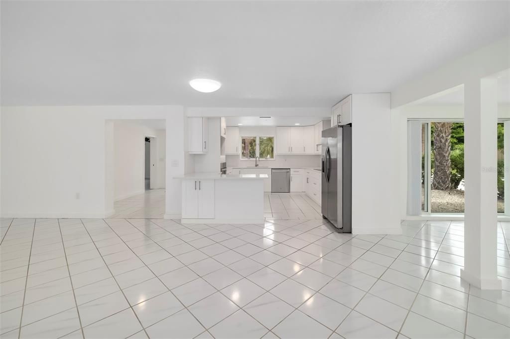 En Venta: $2,300,000 (4 camas, 3 baños, 2578 Pies cuadrados)