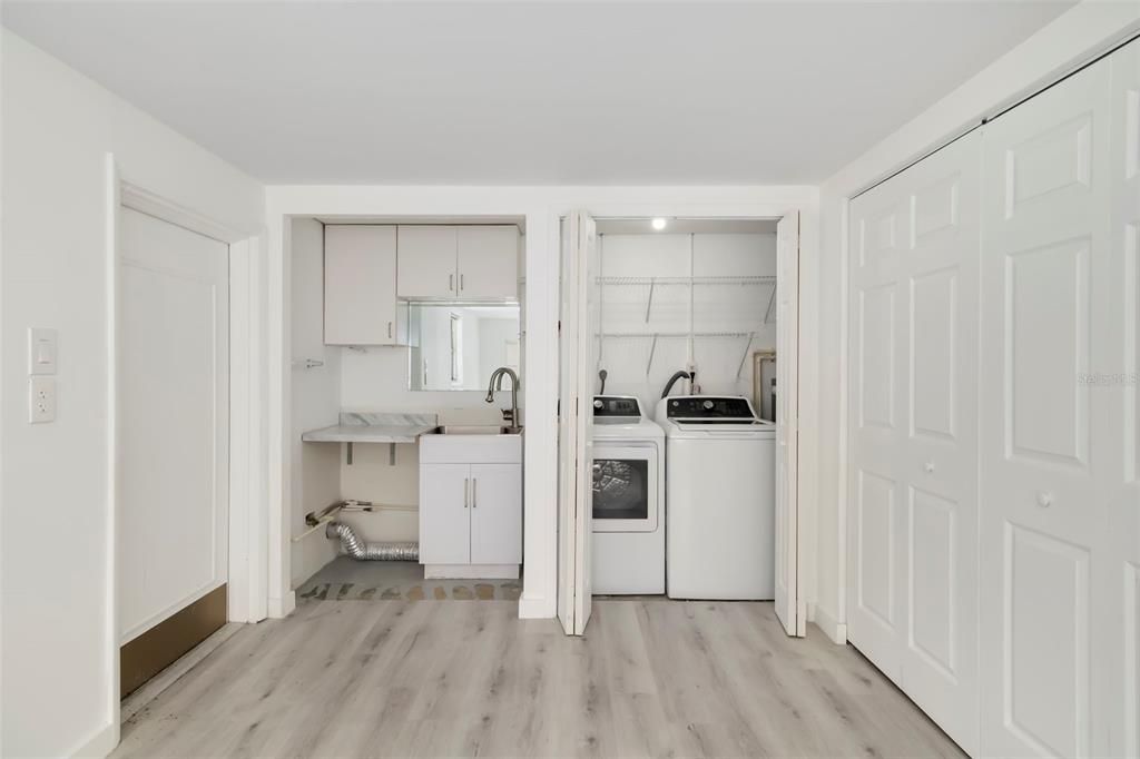 En Venta: $2,300,000 (4 camas, 3 baños, 2578 Pies cuadrados)