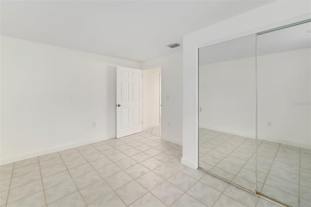 En Venta: $2,300,000 (4 camas, 3 baños, 2578 Pies cuadrados)