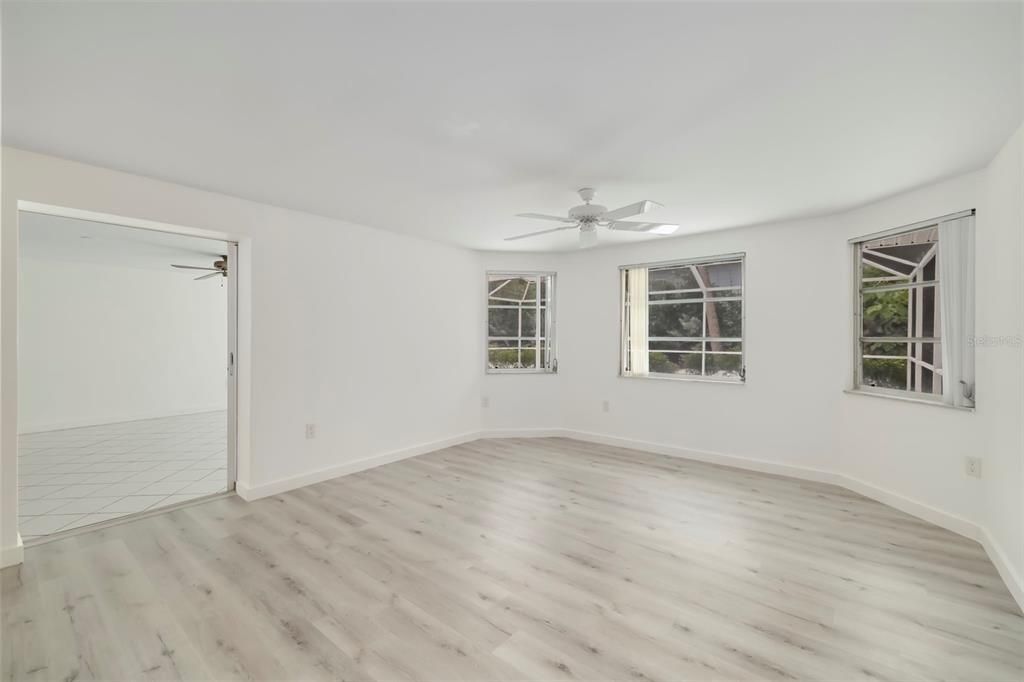 En Venta: $2,300,000 (4 camas, 3 baños, 2578 Pies cuadrados)
