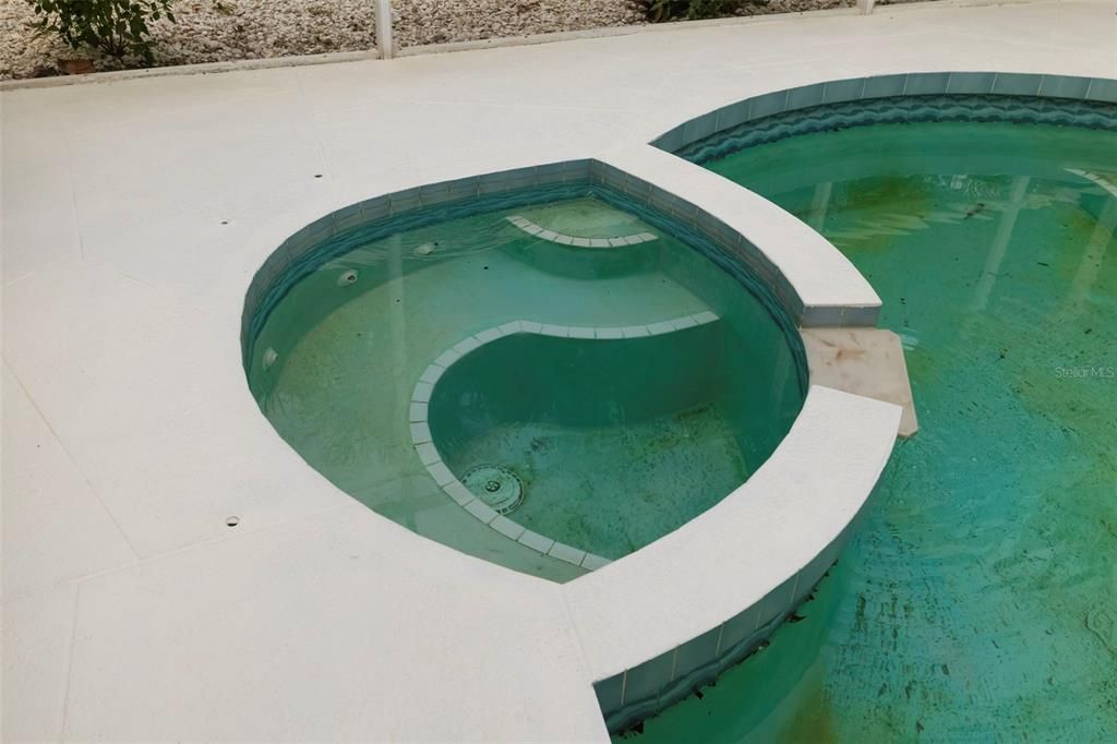 En Venta: $2,300,000 (4 camas, 3 baños, 2578 Pies cuadrados)
