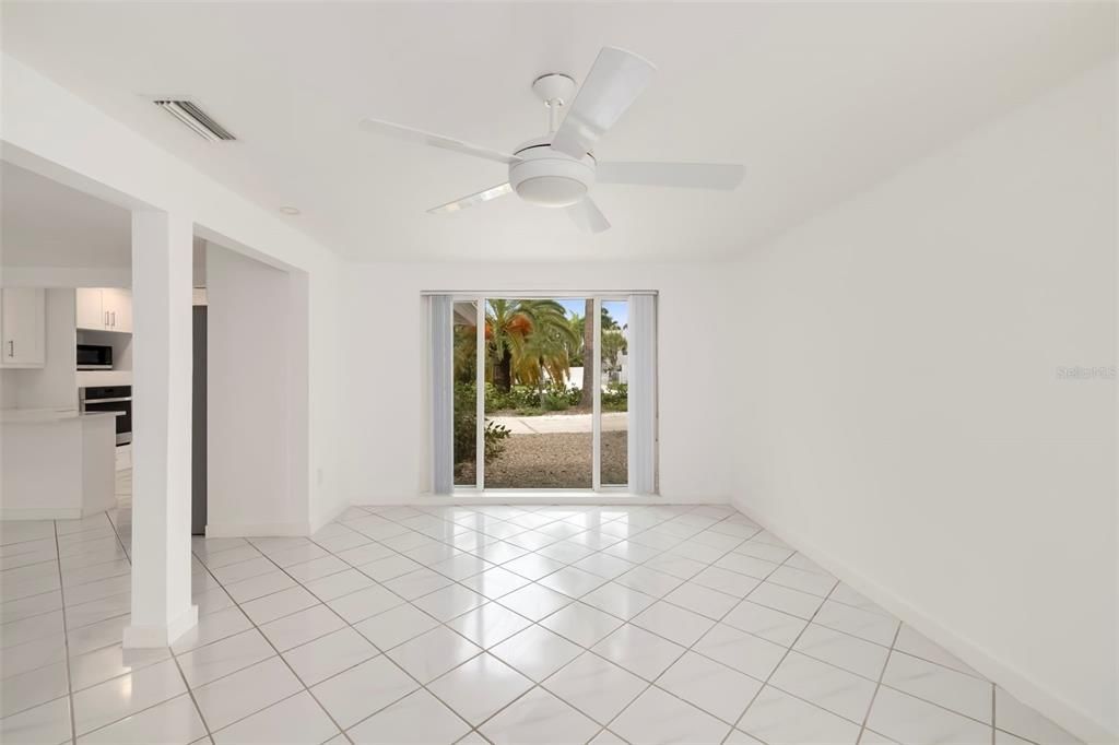 En Venta: $2,300,000 (4 camas, 3 baños, 2578 Pies cuadrados)