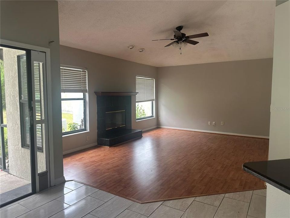 For Rent: $3,100 (4 beds, 2 baths, 2041 Square Feet)