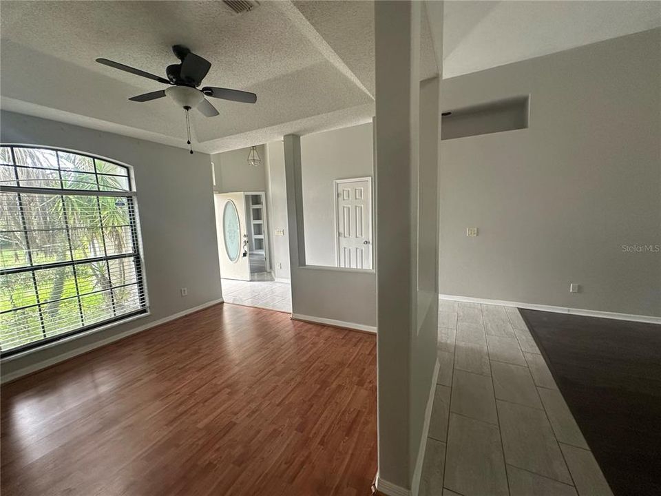 For Rent: $3,100 (4 beds, 2 baths, 2041 Square Feet)
