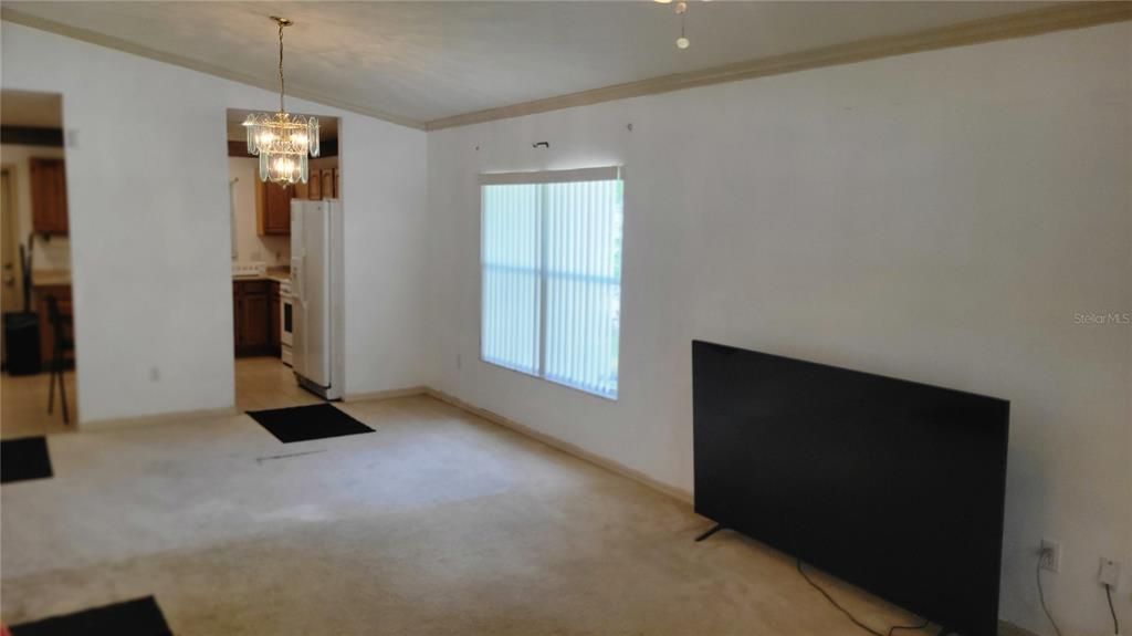 For Sale: $273,000 (3 beds, 2 baths, 1350 Square Feet)