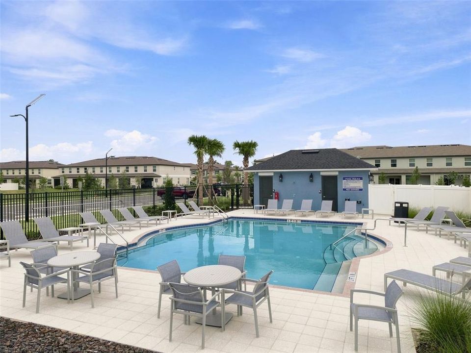 For Sale: $260,000 (2 beds, 2 baths, 1783 Square Feet)