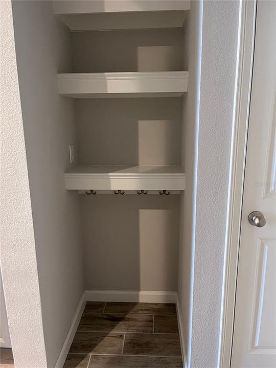 For Rent: $2,550 (3 beds, 2 baths, 1680 Square Feet)