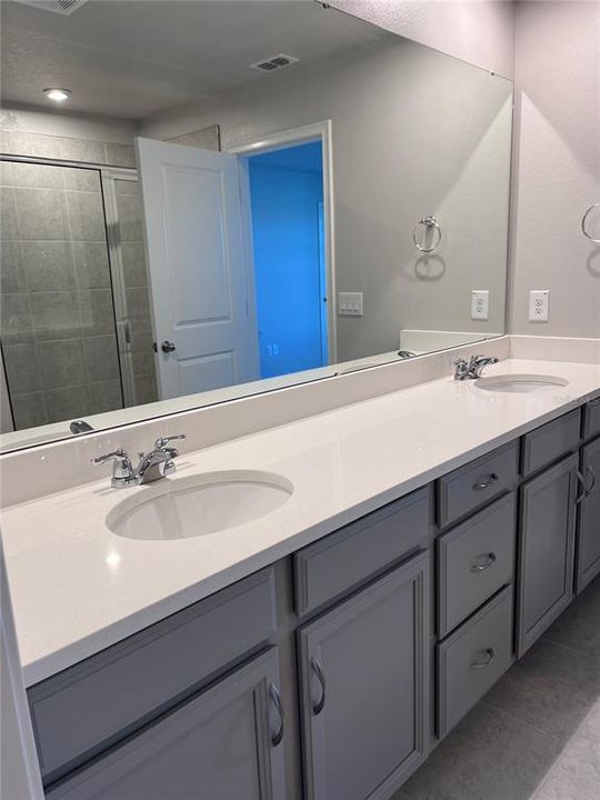 For Rent: $2,550 (3 beds, 2 baths, 1680 Square Feet)
