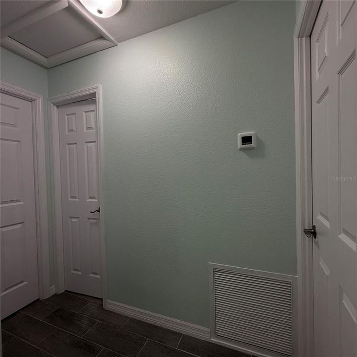 For Rent: $1,650 (2 beds, 1 baths, 650 Square Feet)