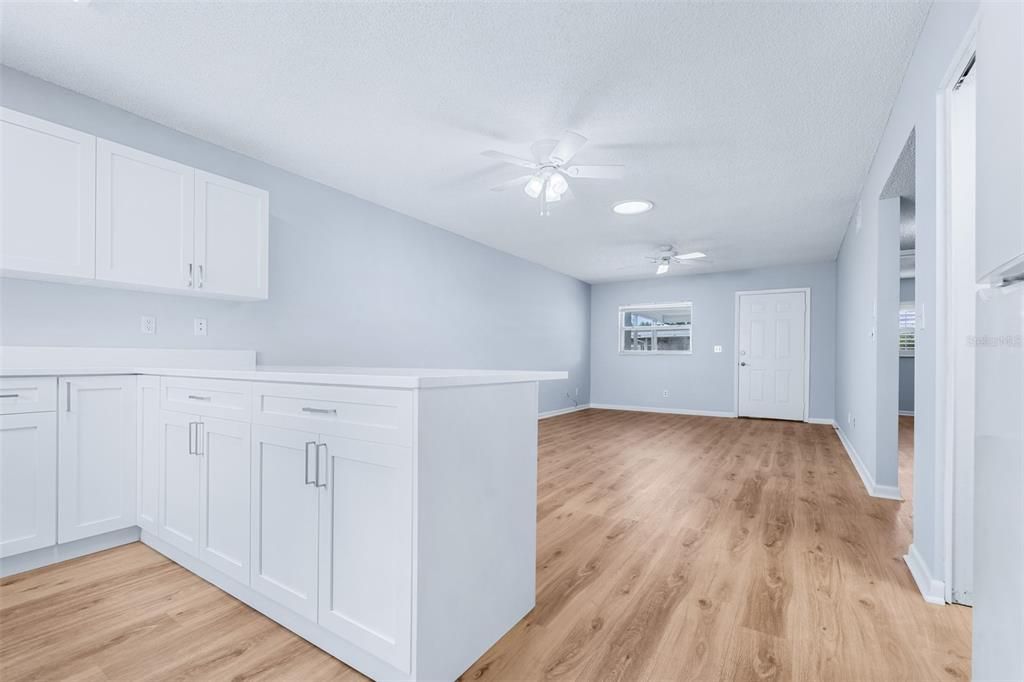 For Sale: $218,000 (2 beds, 2 baths, 1024 Square Feet)