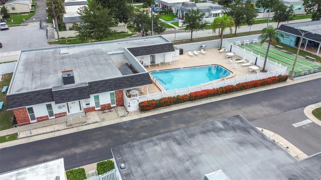 For Sale: $218,000 (2 beds, 2 baths, 1024 Square Feet)