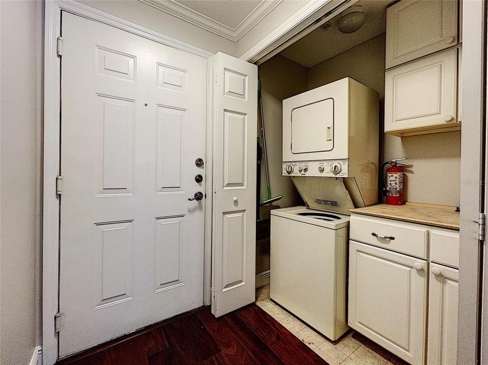 For Rent: $2,600 (1 beds, 1 baths, 648 Square Feet)