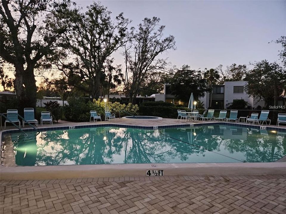 For Rent: $1,750 (2 beds, 2 baths, 1292 Square Feet)