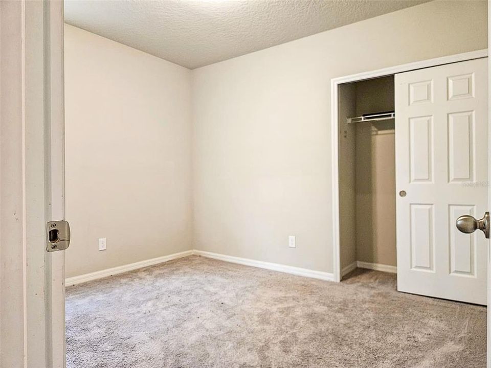 For Rent: $2,300 (4 beds, 2 baths, 1688 Square Feet)