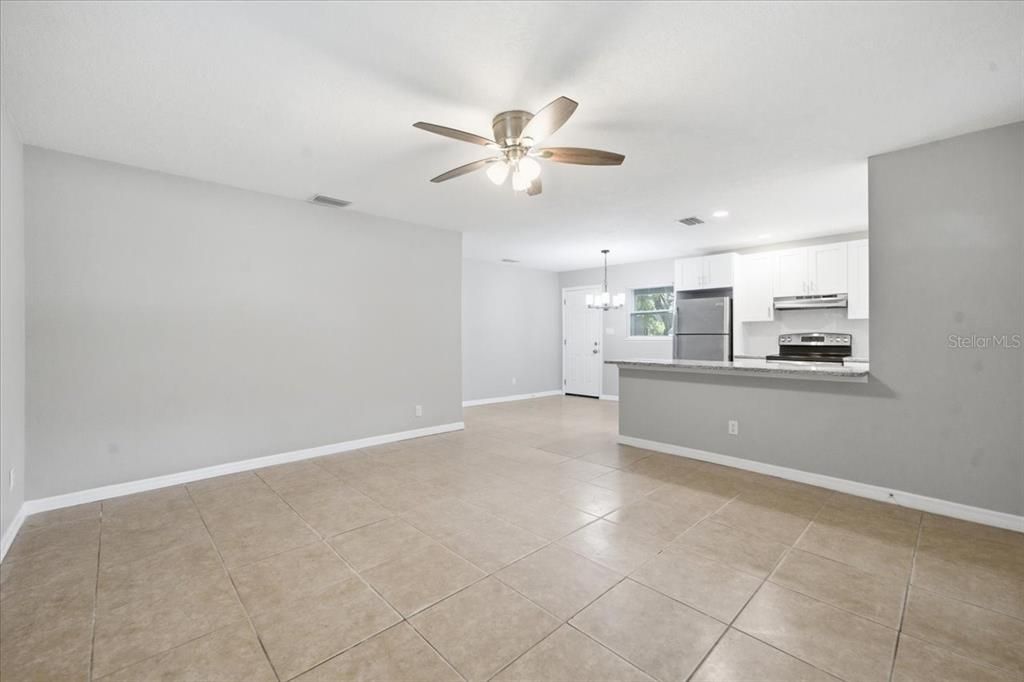 En Venta: $295,000 (3 camas, 1 baños, 960 Pies cuadrados)