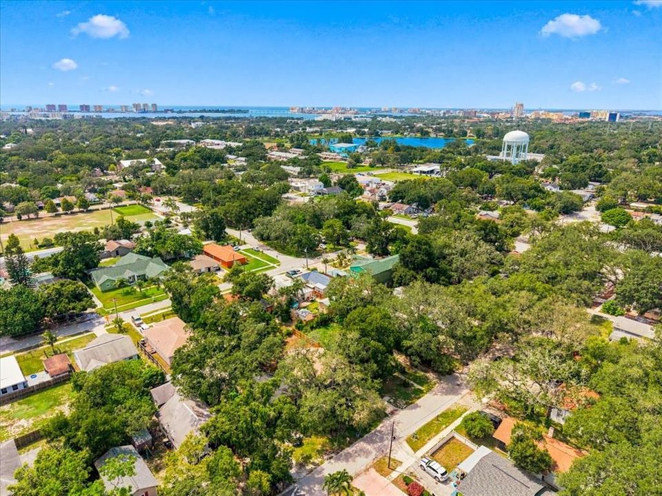 En Venta: $295,000 (3 camas, 1 baños, 960 Pies cuadrados)