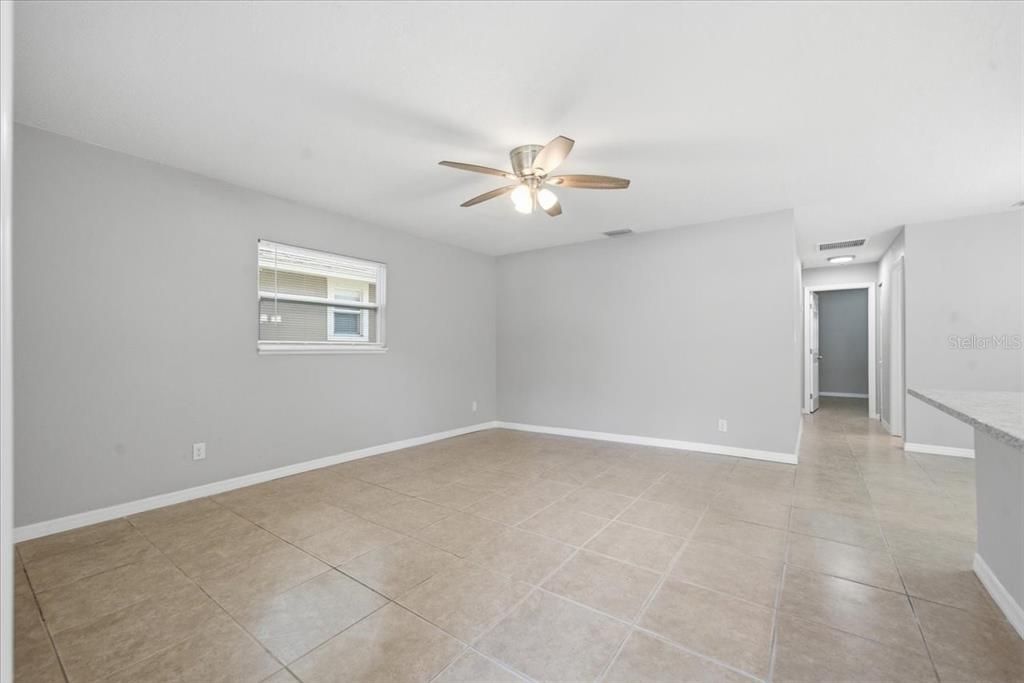 En Venta: $295,000 (3 camas, 1 baños, 960 Pies cuadrados)