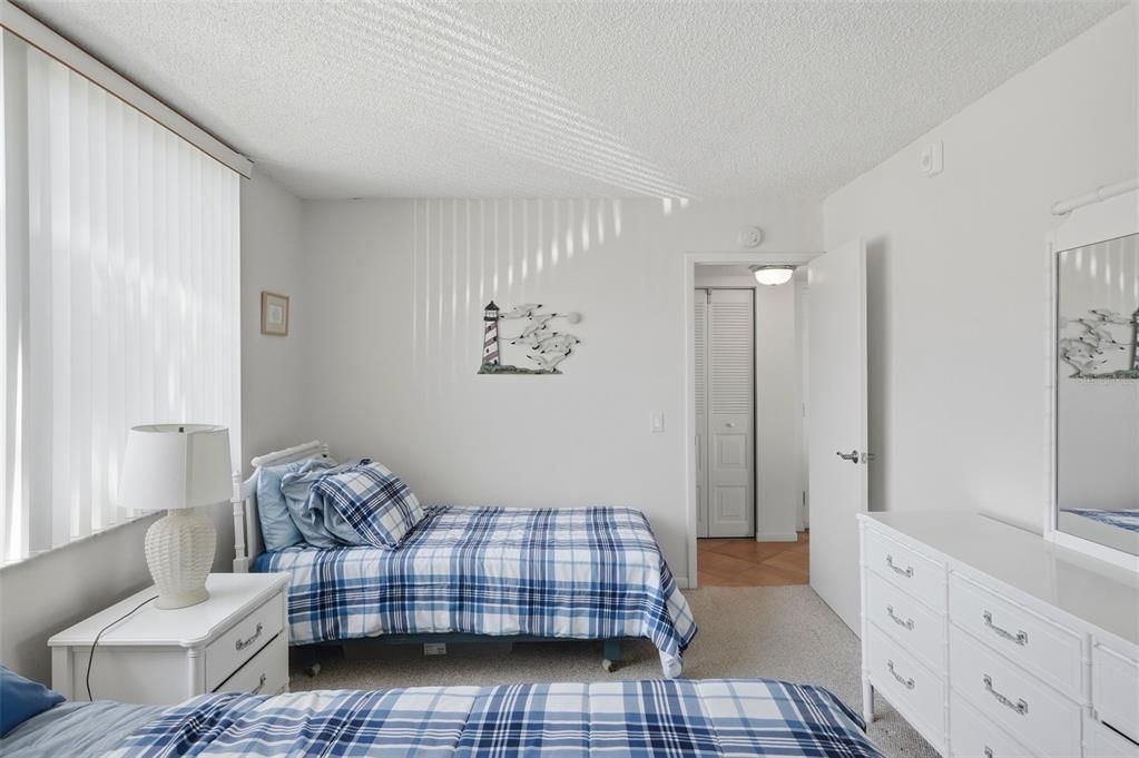 Activo con contrato: $375,000 (2 camas, 2 baños, 1082 Pies cuadrados)