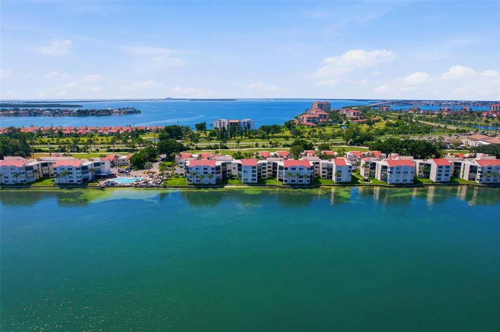 Activo con contrato: $375,000 (2 camas, 2 baños, 1082 Pies cuadrados)