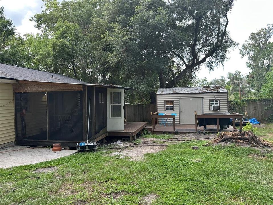 For Sale: $189,000 (4 beds, 2 baths, 1404 Square Feet)