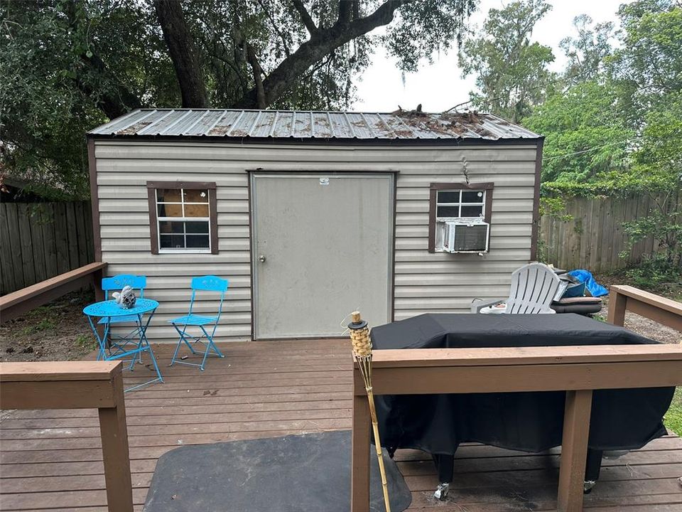 For Sale: $189,000 (4 beds, 2 baths, 1404 Square Feet)