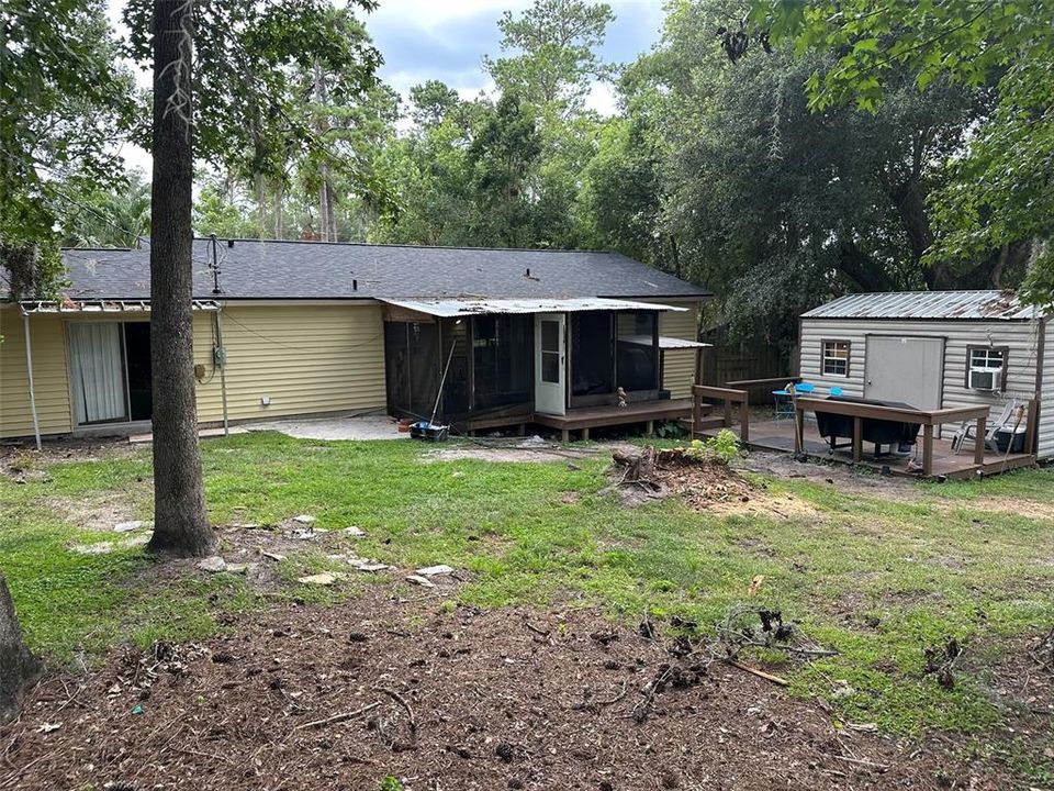 For Sale: $189,000 (4 beds, 2 baths, 1404 Square Feet)