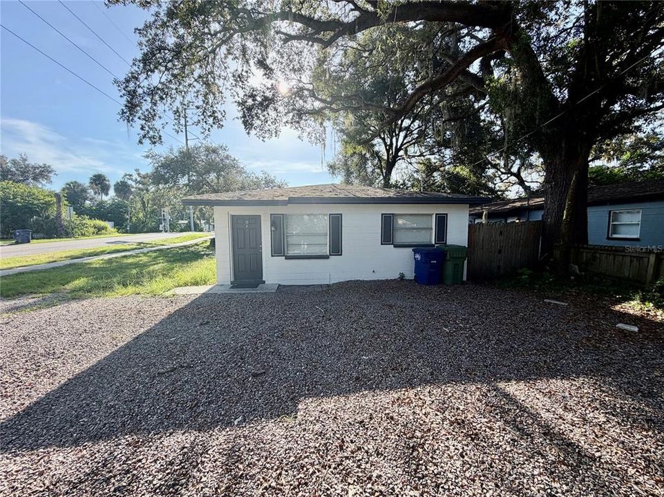 For Sale: $305,000 (2 beds, 0 baths, 1248 Square Feet)