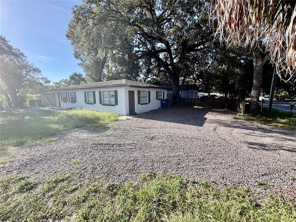 For Sale: $305,000 (2 beds, 0 baths, 1248 Square Feet)