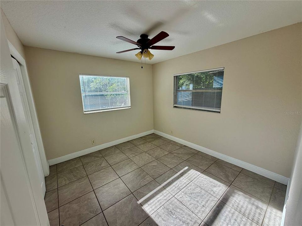 For Sale: $305,000 (2 beds, 0 baths, 1248 Square Feet)