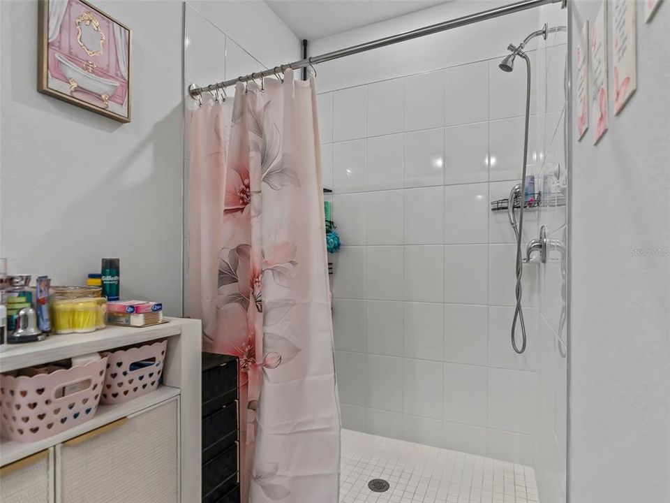 En Venta: $340,000 (3 camas, 2 baños, 1680 Pies cuadrados)