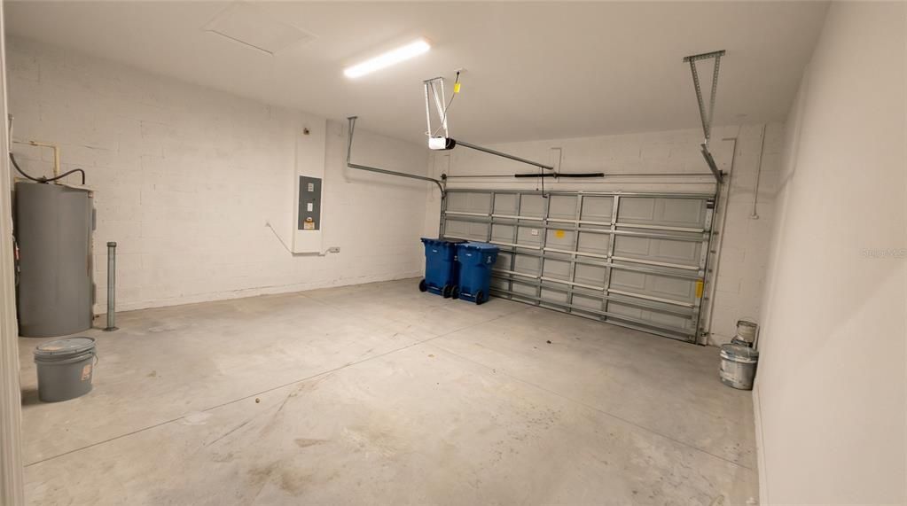 For Rent: $2,500 (4 beds, 3 baths, 2236 Square Feet)
