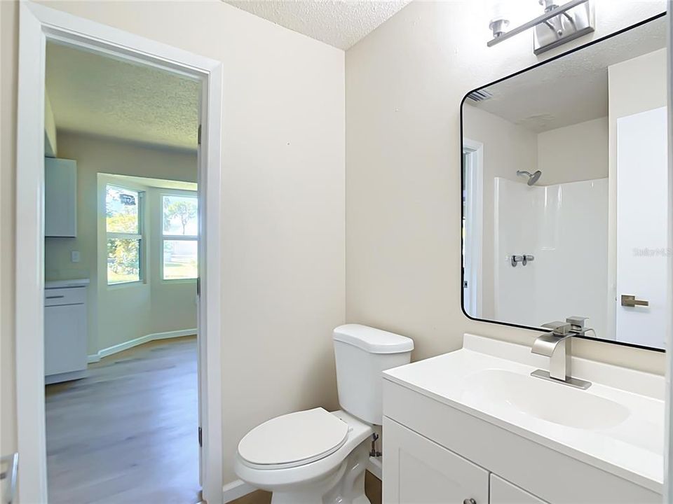 For Sale: $249,000 (2 beds, 2 baths, 1202 Square Feet)