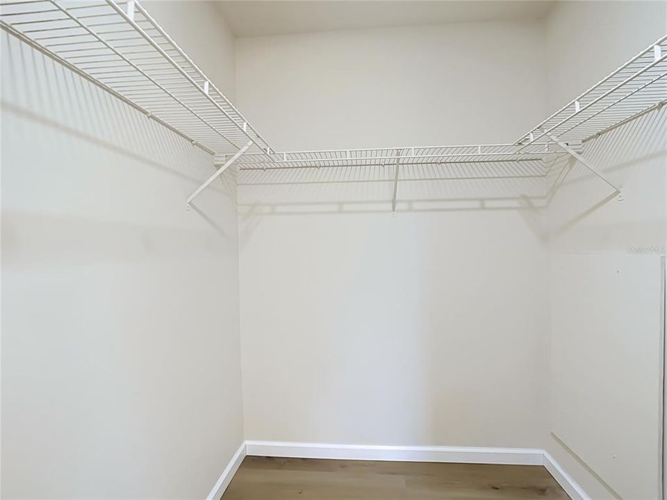 For Sale: $249,000 (2 beds, 2 baths, 1202 Square Feet)