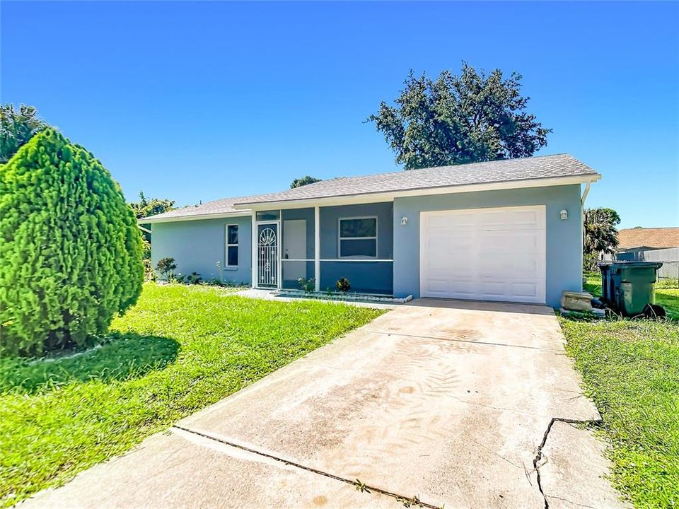 For Sale: $249,000 (2 beds, 2 baths, 1202 Square Feet)