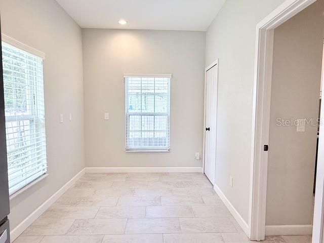 For Rent: $3,295 (3 beds, 2 baths, 1938 Square Feet)