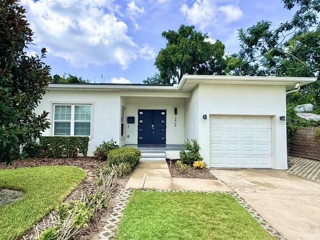 For Rent: $3,295 (3 beds, 2 baths, 1938 Square Feet)