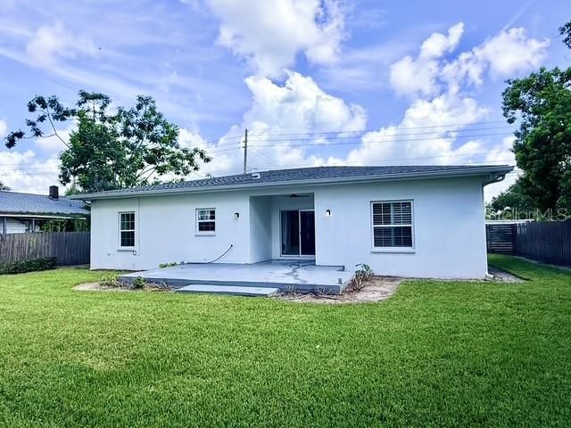 For Rent: $3,295 (3 beds, 2 baths, 1938 Square Feet)