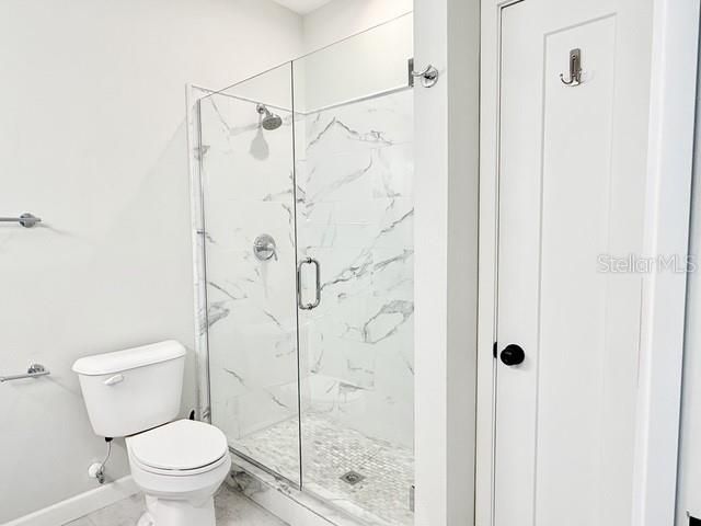 For Rent: $3,295 (3 beds, 2 baths, 1938 Square Feet)