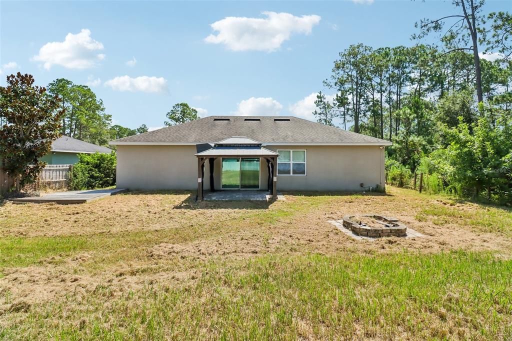For Sale: $315,000 (3 beds, 2 baths, 1535 Square Feet)