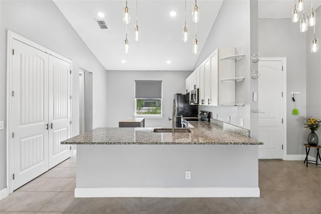 For Sale: $315,000 (3 beds, 2 baths, 1535 Square Feet)