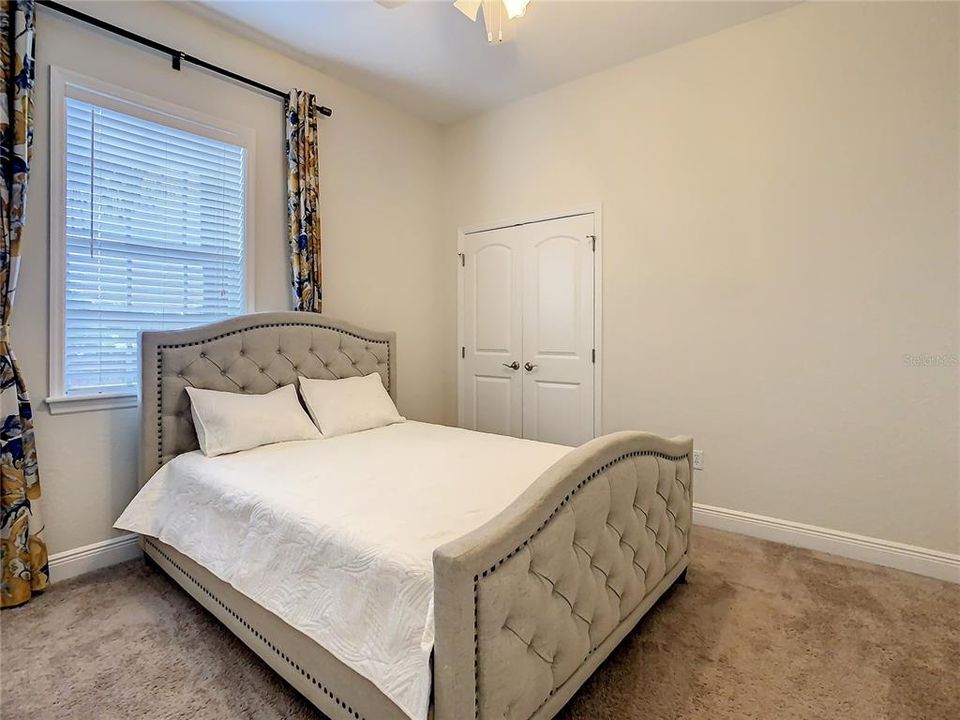For Rent: $3,600 (3 beds, 2 baths, 1833 Square Feet)