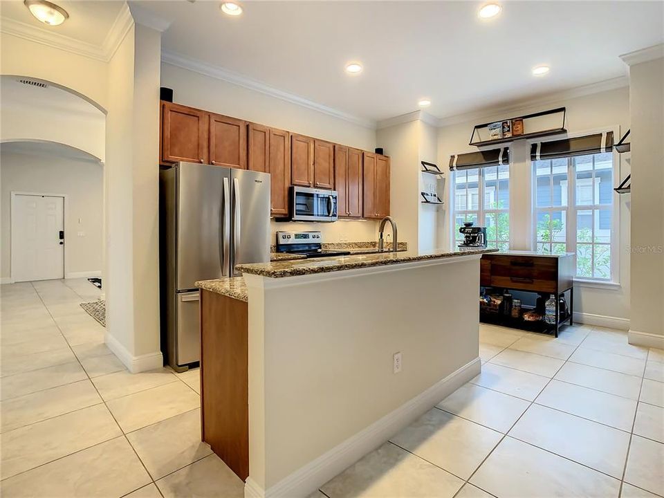 For Rent: $3,600 (3 beds, 2 baths, 1833 Square Feet)