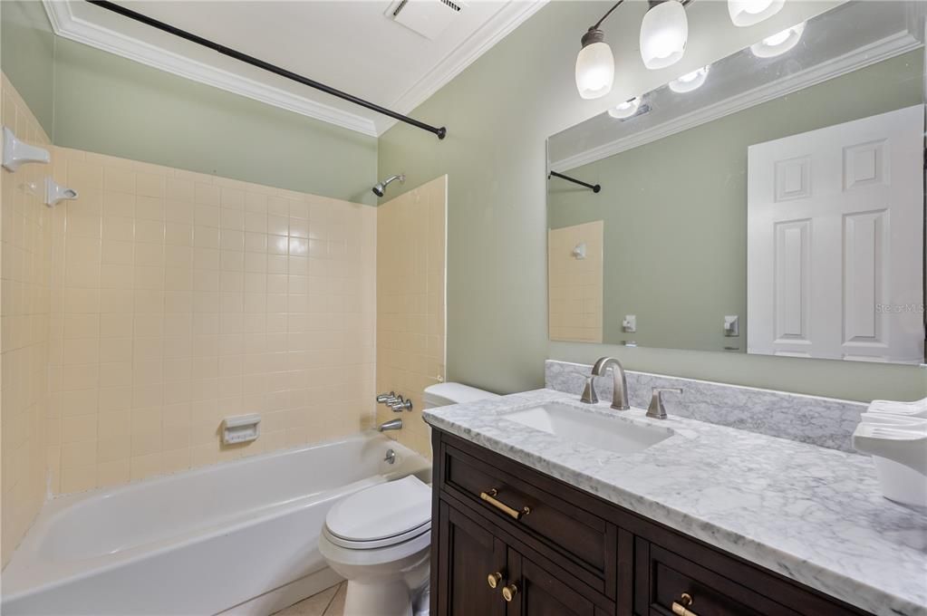 For Rent: $1,825 (3 beds, 2 baths, 1355 Square Feet)
