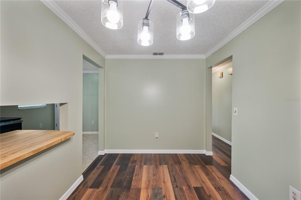 For Rent: $1,825 (3 beds, 2 baths, 1355 Square Feet)
